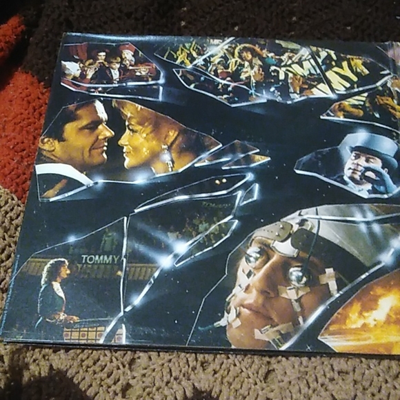 Tommy - Picture 2 of 6